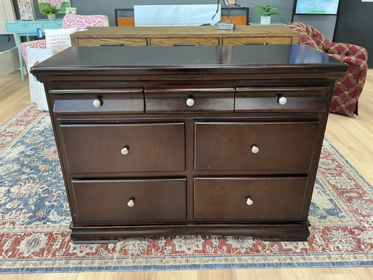Brinley 7 Drawer Dresser