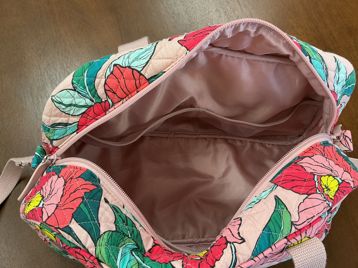 Vera Bradley Large Traveler w/Shoulder Strap