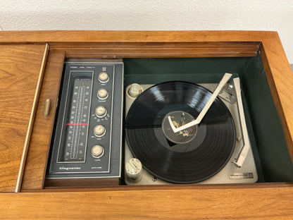 Vintage Magnavox Astro Sonic Stereo Console