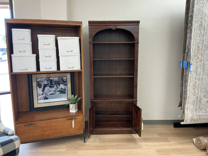 4 Shelf Bookcase w/Storage