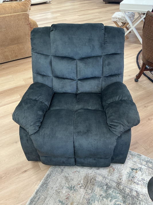 Oversized Manual Fabric Recliner 34” W