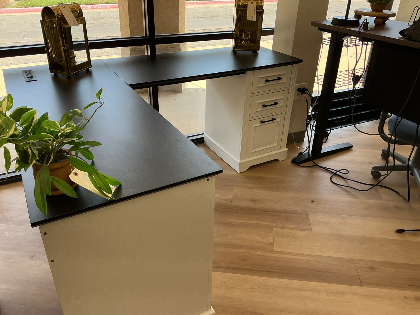 White Modular Corner Desk w/ Black Top