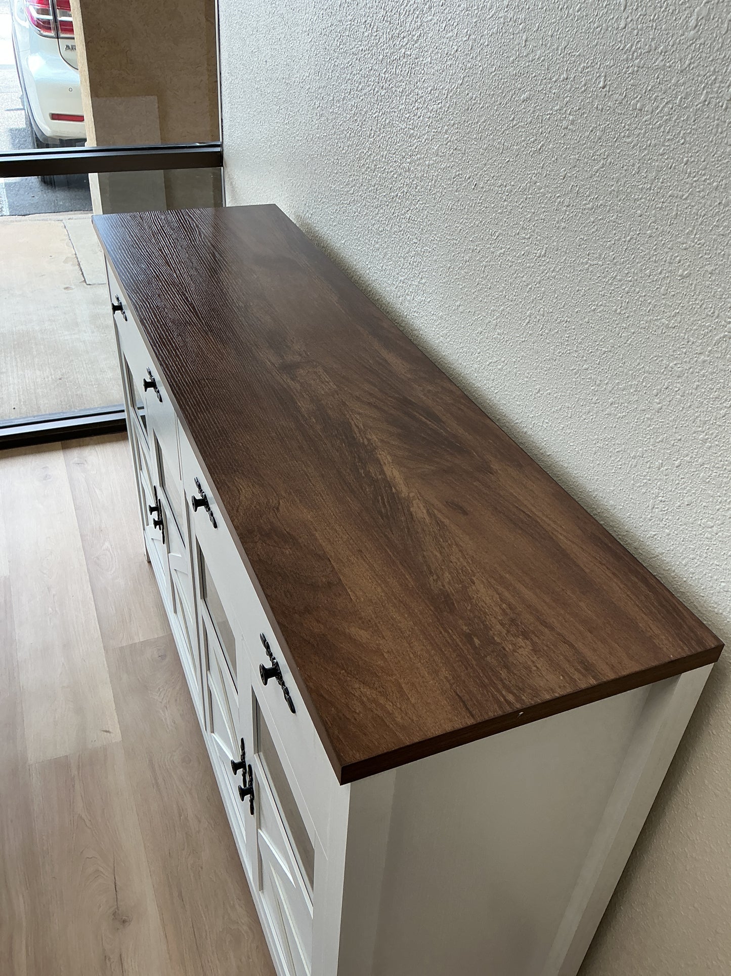 Almus 55” Sideboard w/4 Glass Doors