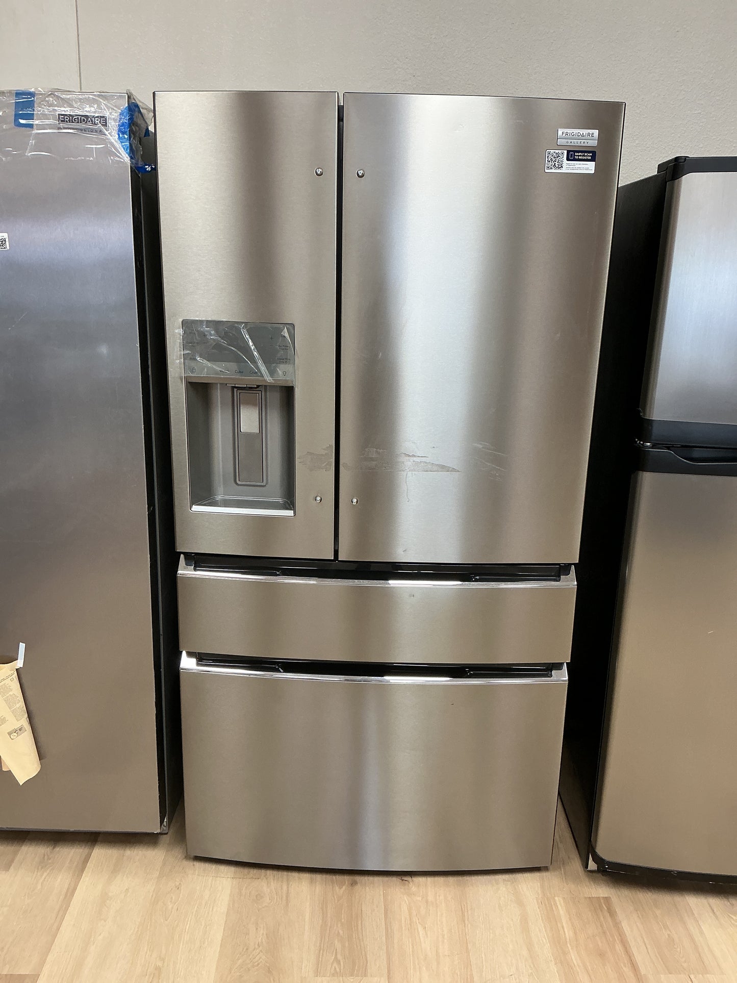 Frigidaire 22 cu.ft Counter Depth Refrigerator