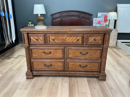 7 Drawer Wood Dresser