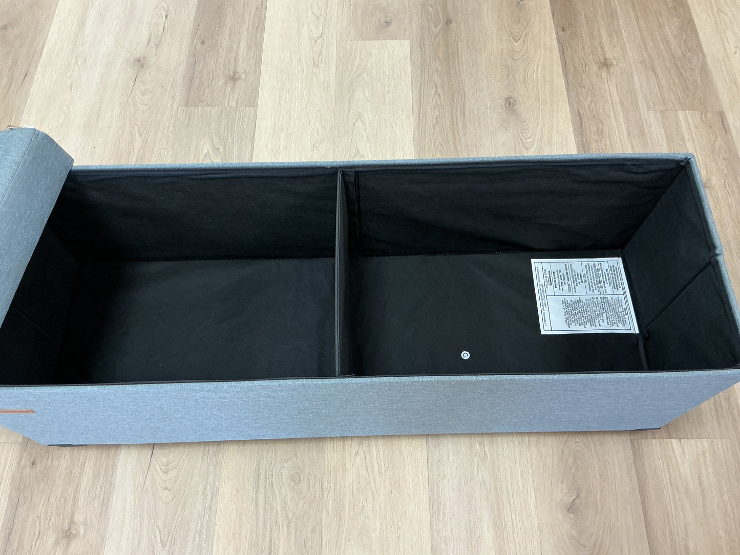 Foldable Tufted Linen Storage Ottoman