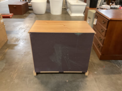 Pine 2 Drawer Lateral File Cabinet w/Key