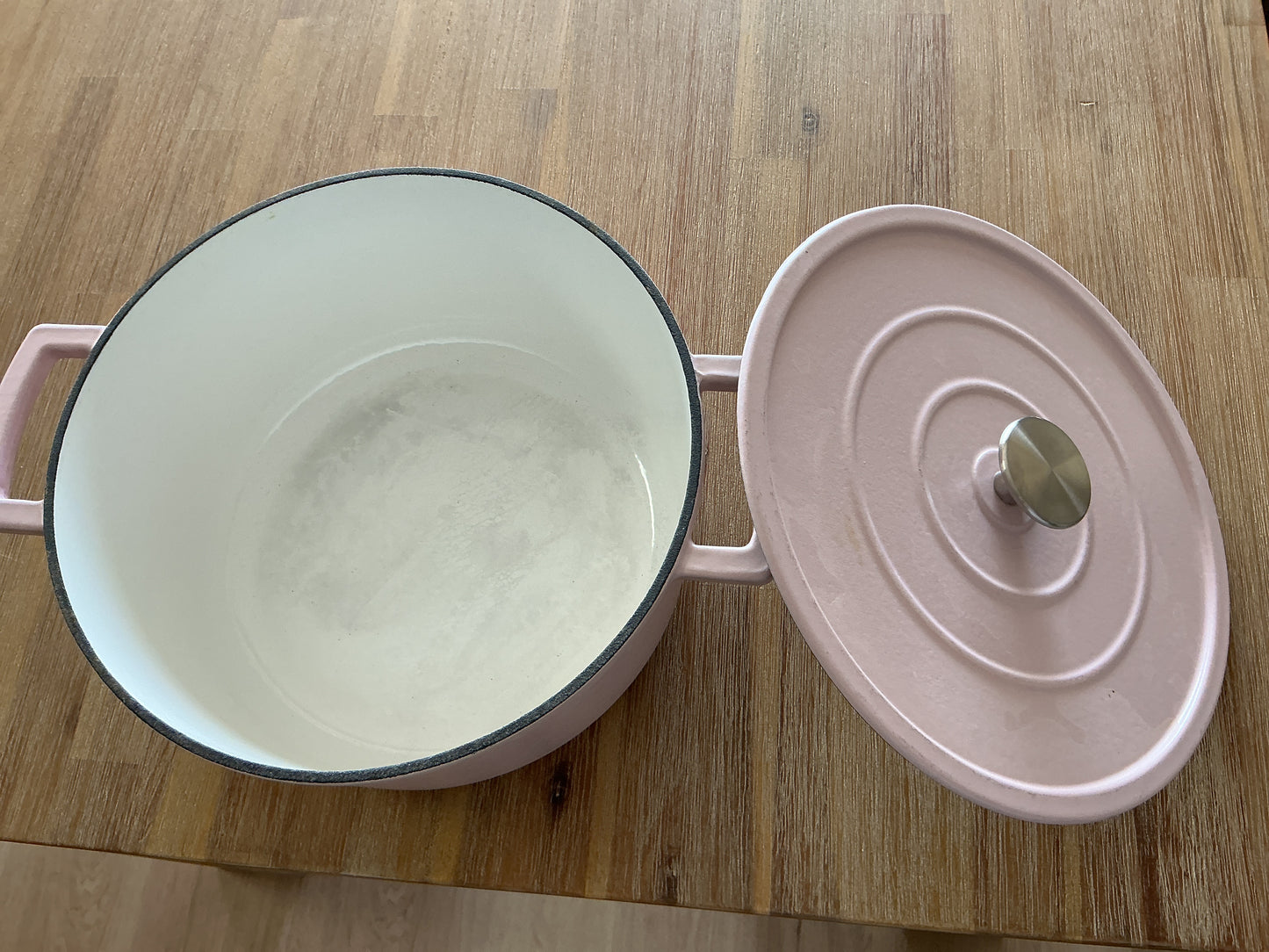 Pink Enamel 6 Qt Dutch Oven