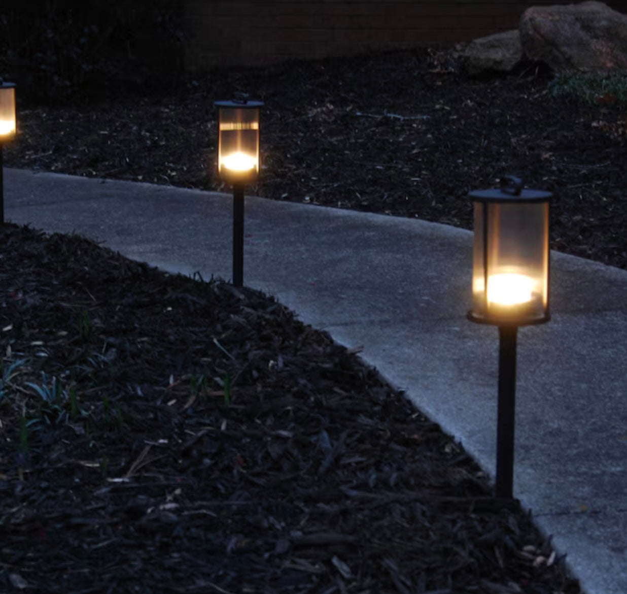 Harbor Breeze 200-Lumes LED Outdoor Path Light