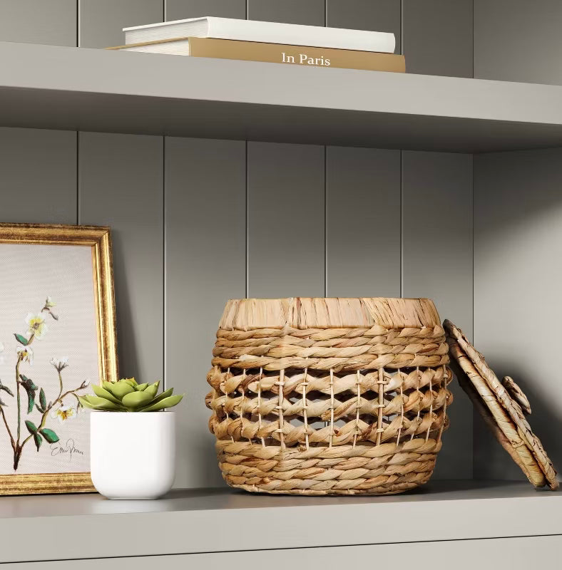 Round Water Hyacinth Basket w/Lid