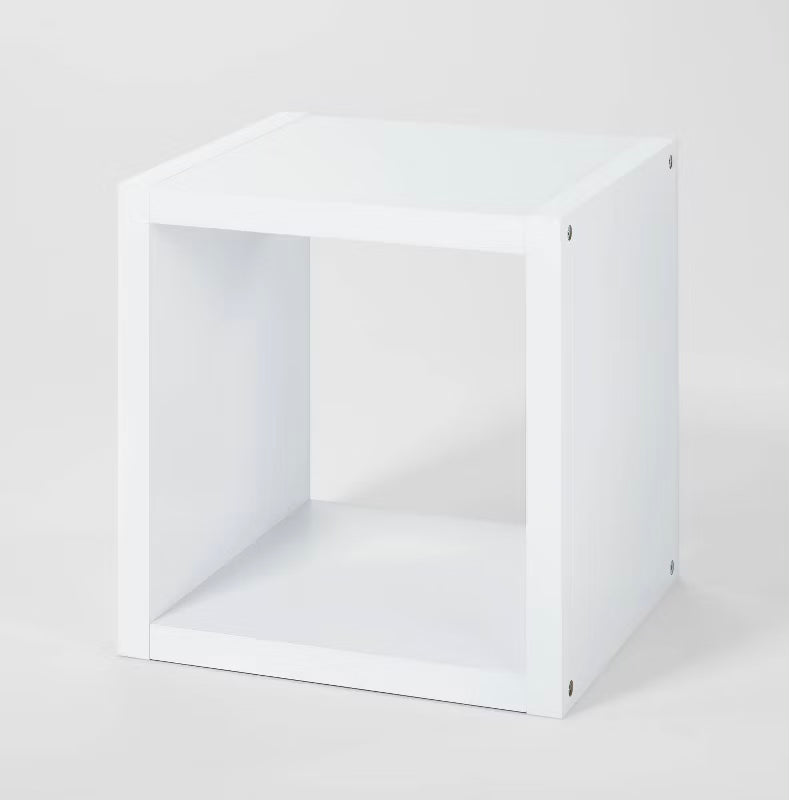 13’ Covered Wall Storage Cube