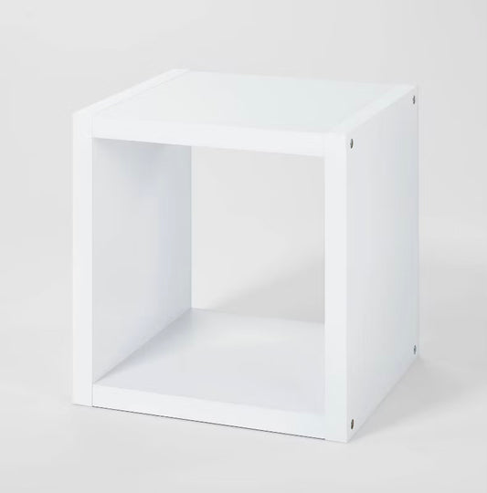 13’ Covered Wall Storage Cube