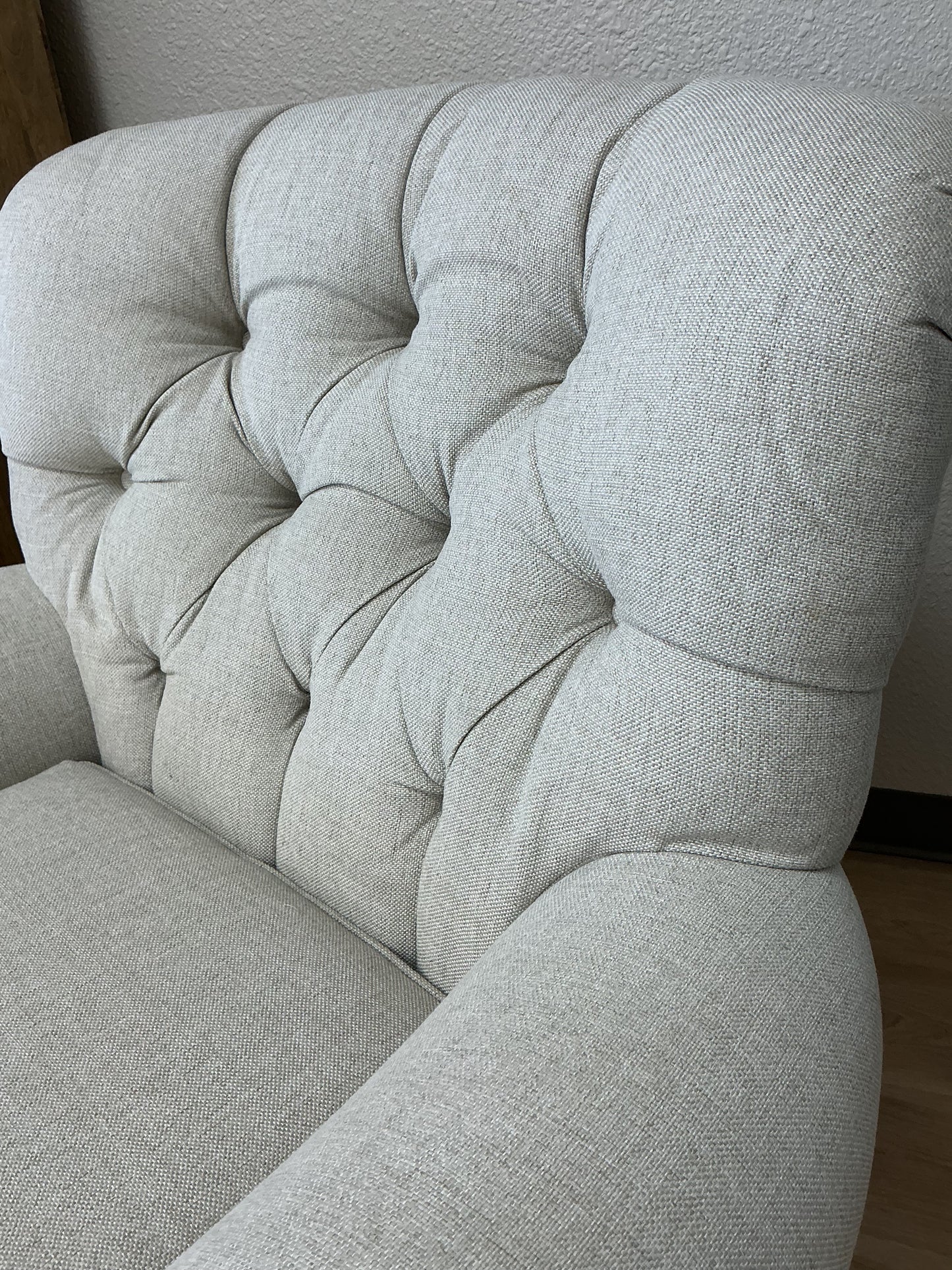 Truscott Tufted Club Chair w/Ottoman