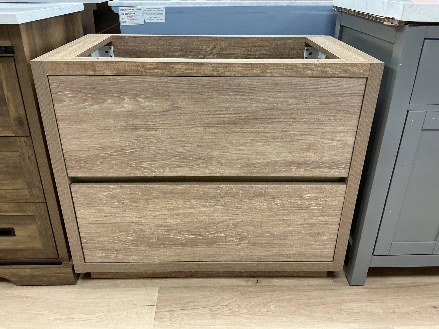 Huesca 36” Single Bathroom Vanity wo/Top