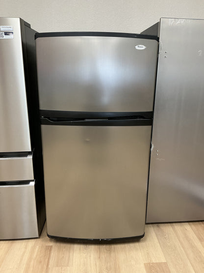 Whirlpool Top-Freezer Refrigerator