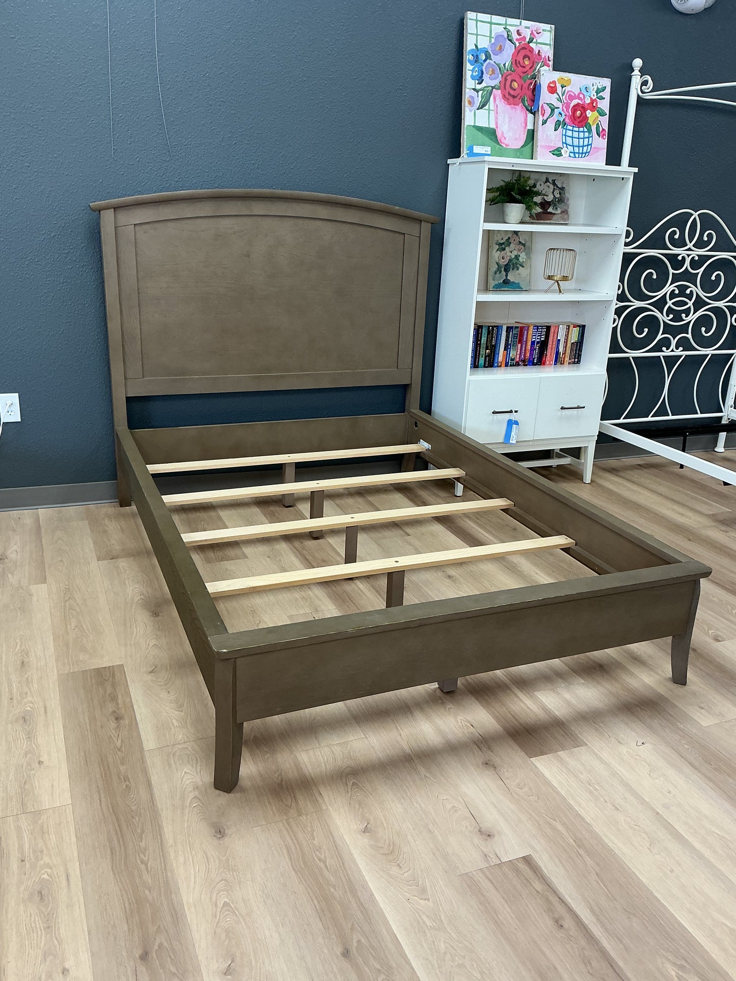 Williams Sonoma Solid Oak Arched Full Bed