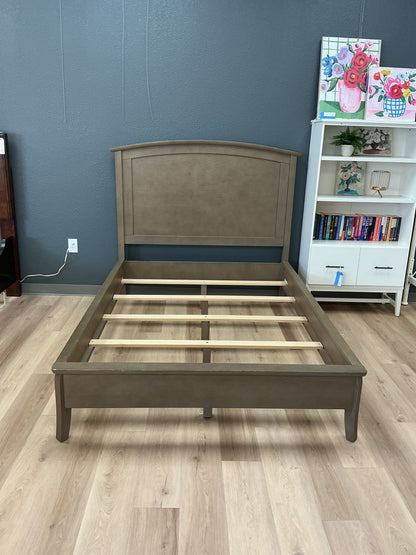 Williams Sonoma Solid Oak Arched Full Bed